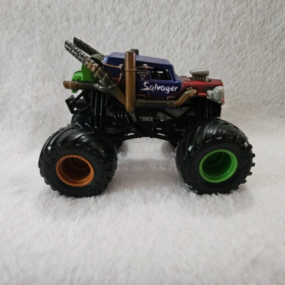 Monster‎ Jam Truck Lot Great Clips Mohawk Warrior Salvager Megalodon Shark